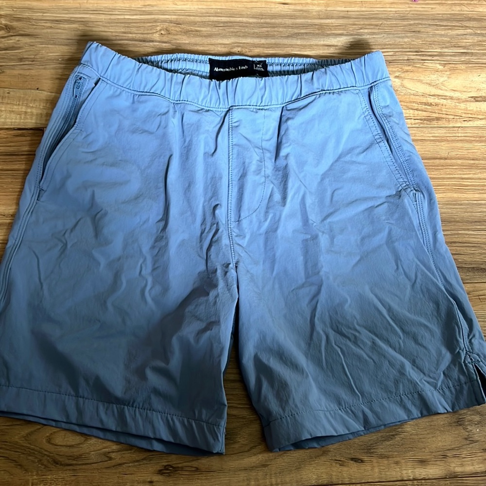 Mens Abercrombie and Fitch blue shorts xs